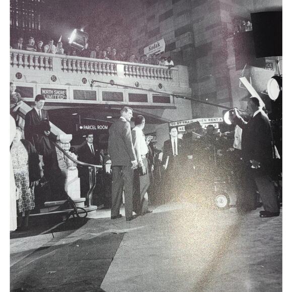 Cary Grant - A Celebration Hardcover; by Richard Schickel! - Picture 4 of 16